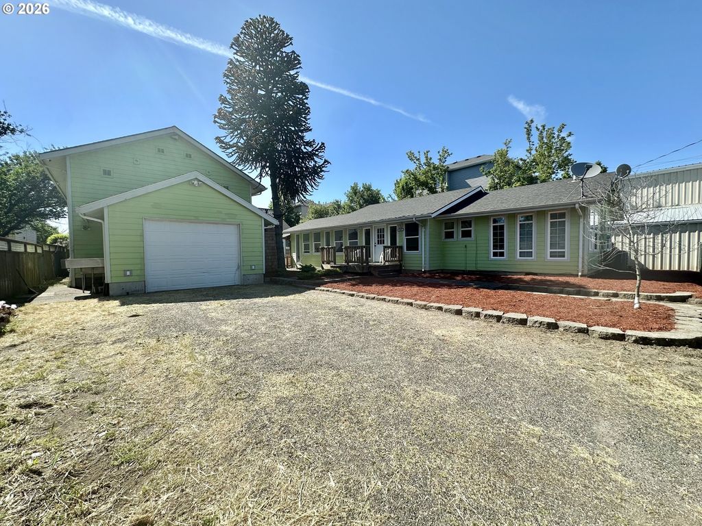 2543 Se 136TH Ave, Portland, OR 97236
