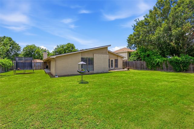 3917 Windflower Lane, Fort Worth, TX 76137