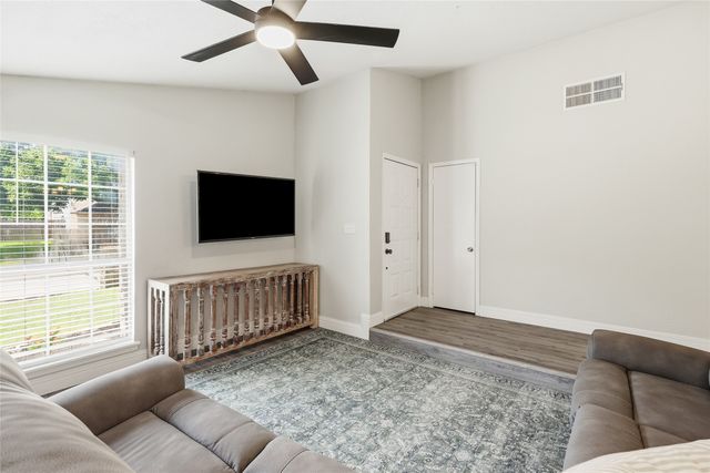 3917 Windflower Lane, Fort Worth, TX 76137