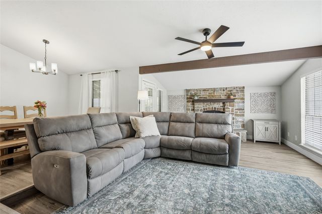 3917 Windflower Lane, Fort Worth, TX 76137
