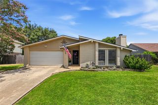 3917 Windflower Lane, Fort Worth, TX 76137