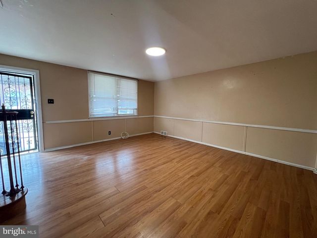 1364 WELLS ST, Philadelphia, PA 19111