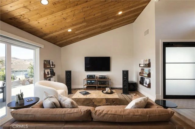 323 Calle Empalme, San Clemente, CA 92672
