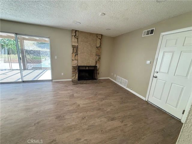 29338 Florabunda, Canyon Country, CA 91387