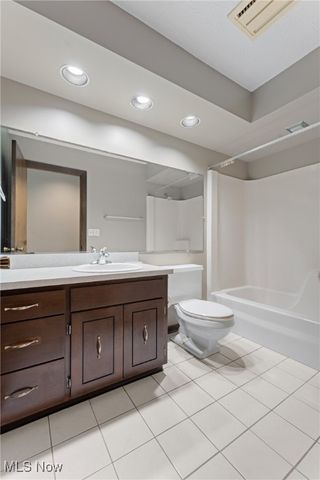 1717 Chittenden Circle NE, Massillon, OH 44646