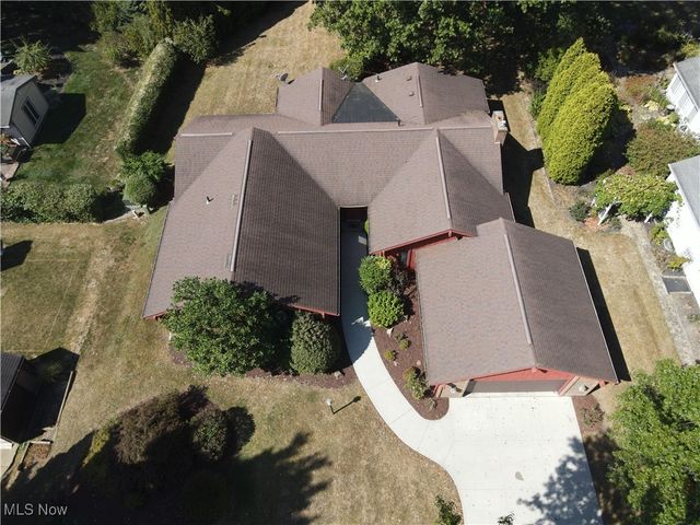 1717 Chittenden Circle NE, Massillon, OH 44646