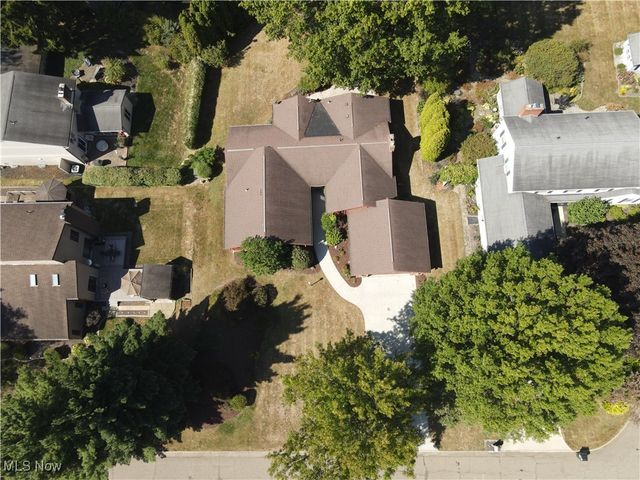 1717 Chittenden Circle NE, Massillon, OH 44646