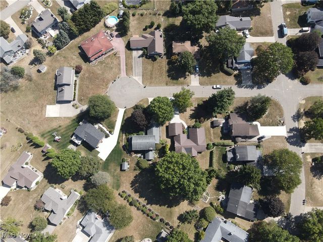 1717 Chittenden Circle NE, Massillon, OH 44646