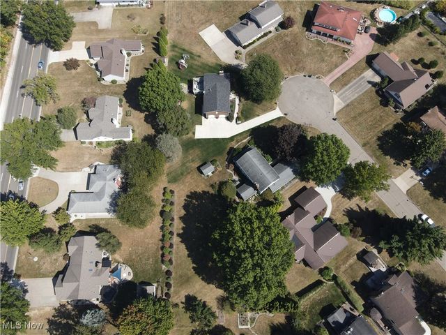 1717 Chittenden Circle NE, Massillon, OH 44646