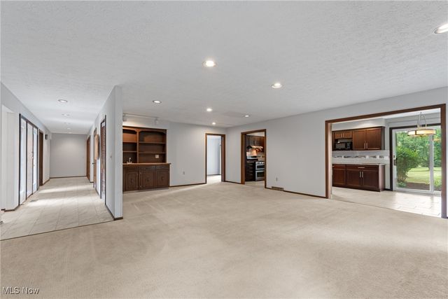 1717 Chittenden Circle NE, Massillon, OH 44646