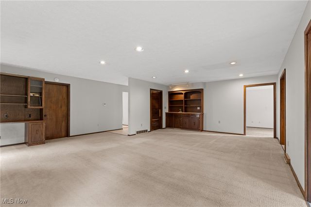 1717 Chittenden Circle NE, Massillon, OH 44646