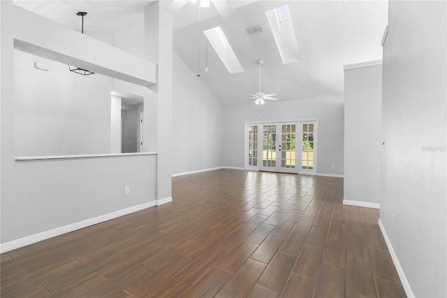 1573 ERROL PARKWAY, Apopka, FL 32712