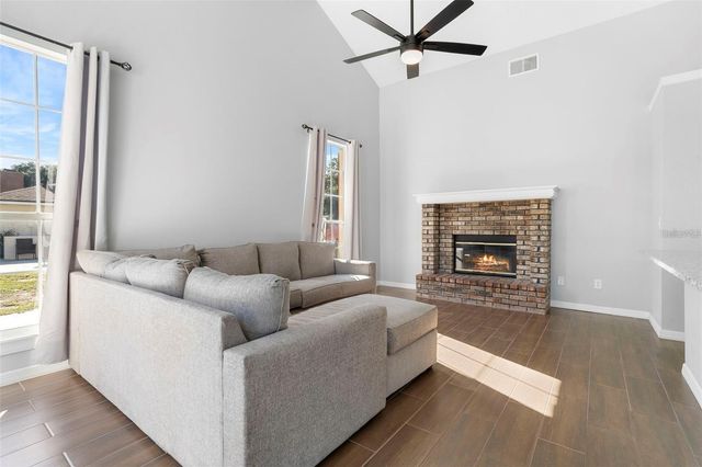 1573 ERROL PARKWAY, Apopka, FL 32712