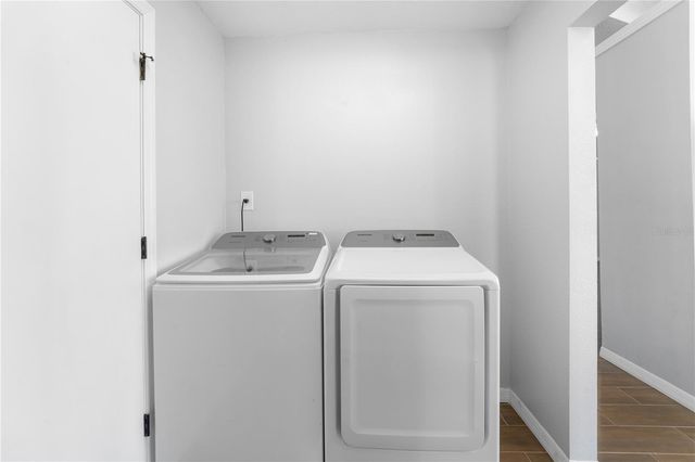 1573 ERROL PARKWAY, Apopka, FL 32712