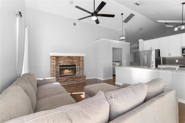 1573 ERROL PARKWAY, Apopka, FL 32712