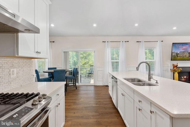 207 SOUTHERN VIEW DR, Fredericksburg, VA 22405