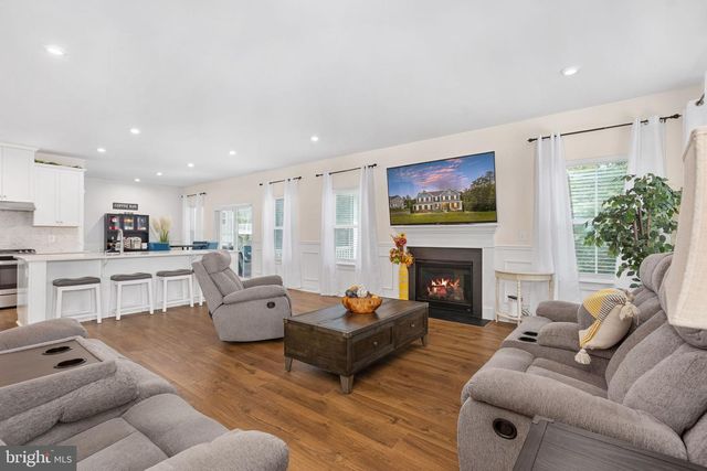 207 SOUTHERN VIEW DR, Fredericksburg, VA 22405