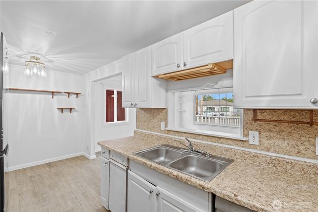 3236 Phillips Avenue, Bremerton, WA 98310