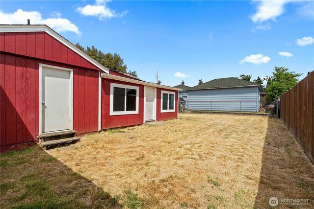 3236 Phillips Avenue, Bremerton, WA 98310