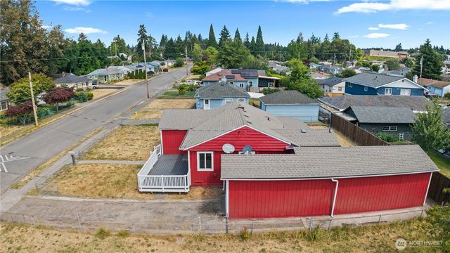 3236 Phillips Avenue, Bremerton, WA 98310