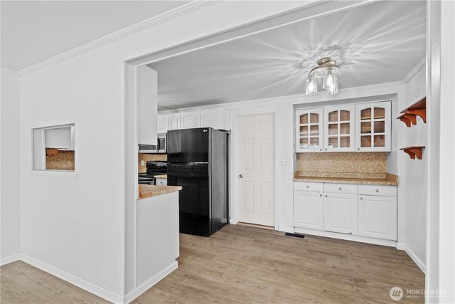 3236 Phillips Avenue, Bremerton, WA 98310