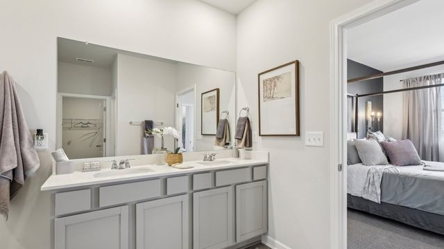 4356 Scarlet Ct, Columbia, TN 38401