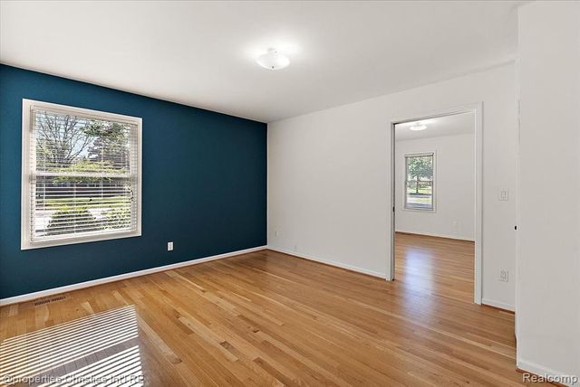 2985 Summervale Lane, Bloomfield Hills, MI 48301