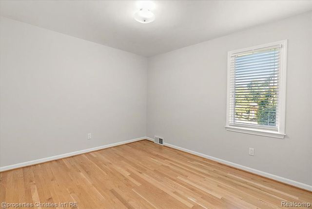 2985 Summervale Lane, Bloomfield Hills, MI 48301