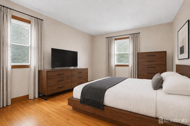 231 Temple Way, Colonia, NJ 07067