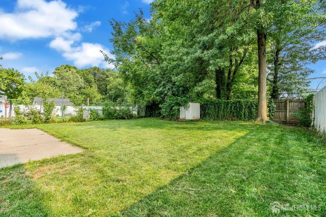 231 Temple Way, Colonia, NJ 07067