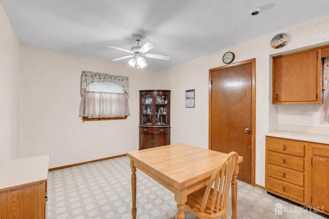 231 Temple Way, Colonia, NJ 07067