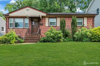 231 Temple Way, Colonia, NJ 07067