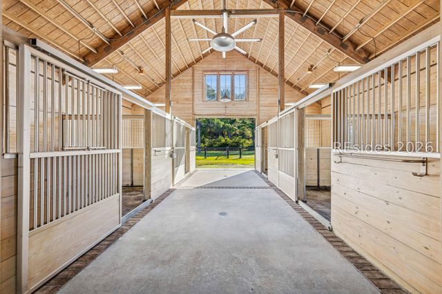 1 Straight Rd, Okatie, SC 29909