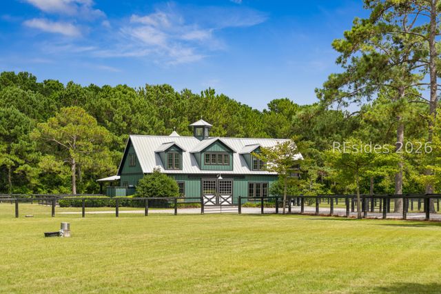 1 Straight Rd, Okatie, SC 29909