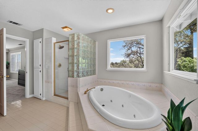 1967 Shelby Cir, El Dorado Hills, CA 95762