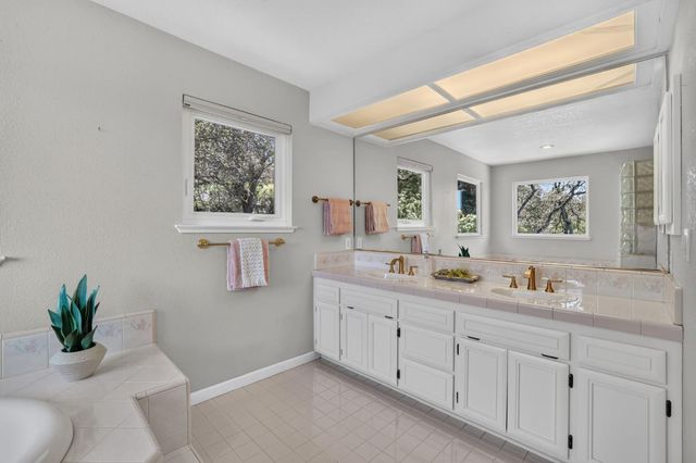 1967 Shelby Cir, El Dorado Hills, CA 95762
