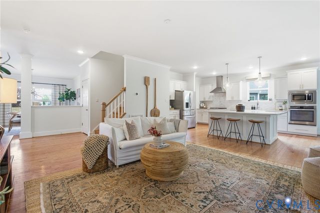 17619 Stafford Park Pt, Moseley, VA 23120