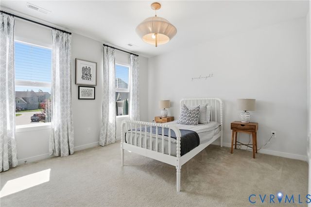 17619 Stafford Park Pt, Moseley, VA 23120