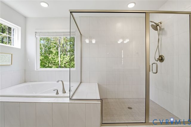 17619 Stafford Park Pt, Moseley, VA 23120