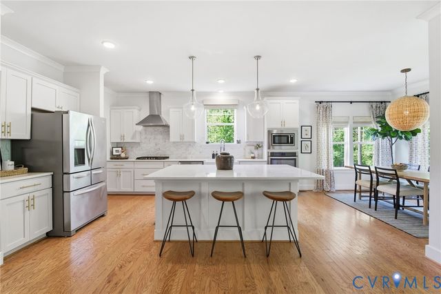 17619 Stafford Park Pt, Moseley, VA 23120