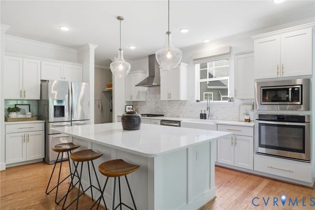 17619 Stafford Park Pt, Moseley, VA 23120