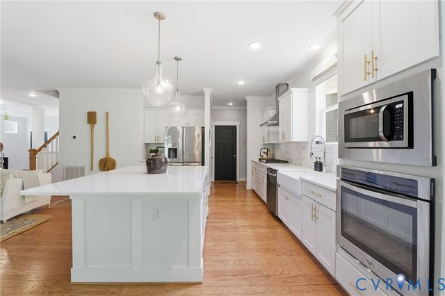 17619 Stafford Park Pt, Moseley, VA 23120