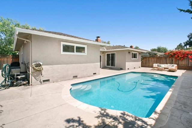 1671 Elwood Drive, Los Gatos, CA 95032