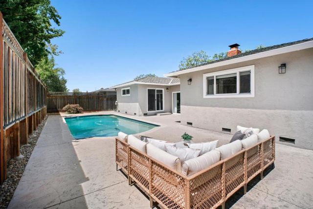 1671 Elwood Drive, Los Gatos, CA 95032