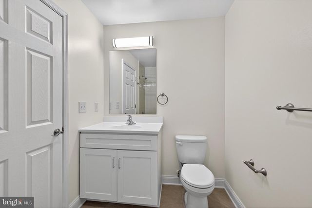 527 E 8TH ST, Wilmington, DE 19801