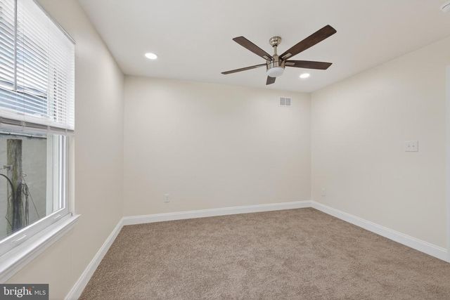 527 E 8TH ST, Wilmington, DE 19801