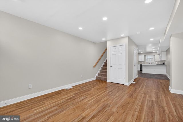 527 E 8TH ST, Wilmington, DE 19801