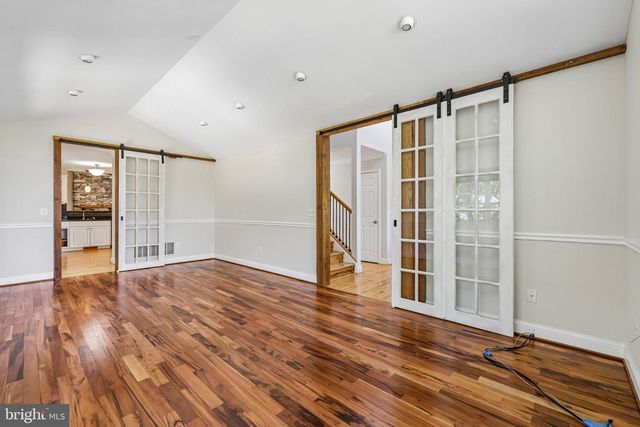 683 POWHATAN BEACH RD, Pasadena, MD 21122