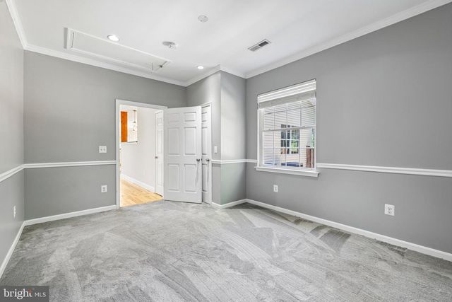 683 POWHATAN BEACH RD, Pasadena, MD 21122