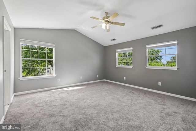 683 POWHATAN BEACH RD, Pasadena, MD 21122